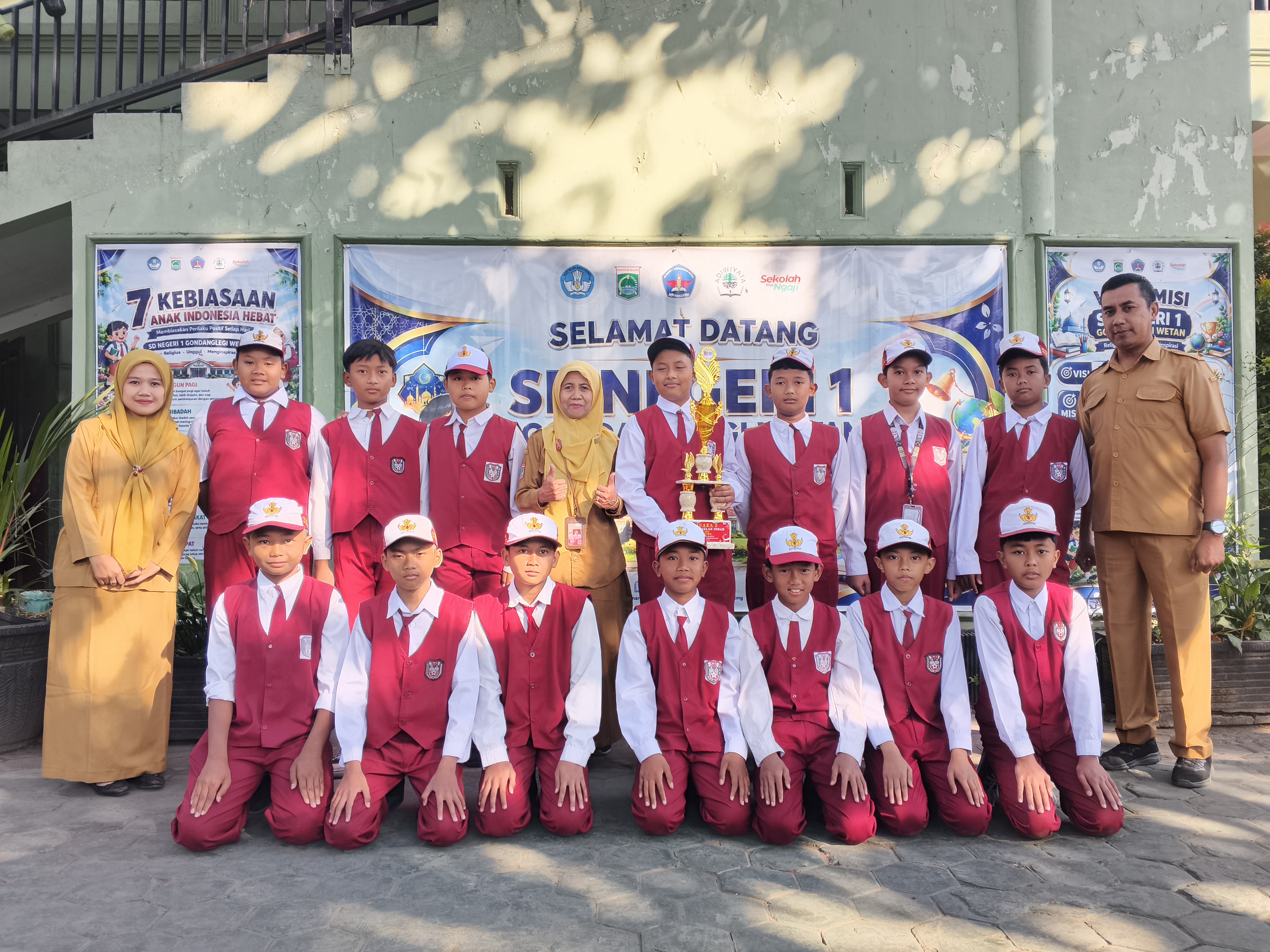 Lomba Gerak Jalan Indah