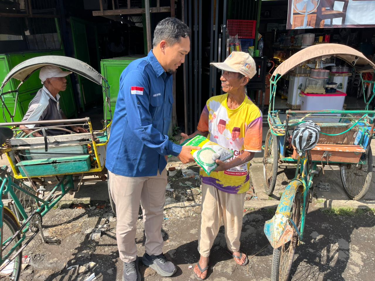SD Negeri 1 Gondanglegi Wetan Laksanakan Penerimaan dan Penyaluran Zakat Fitrah